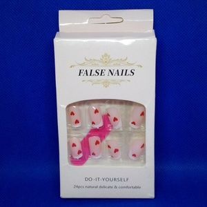 Short Pink / White / Red Valentine's Day Press-On Nails